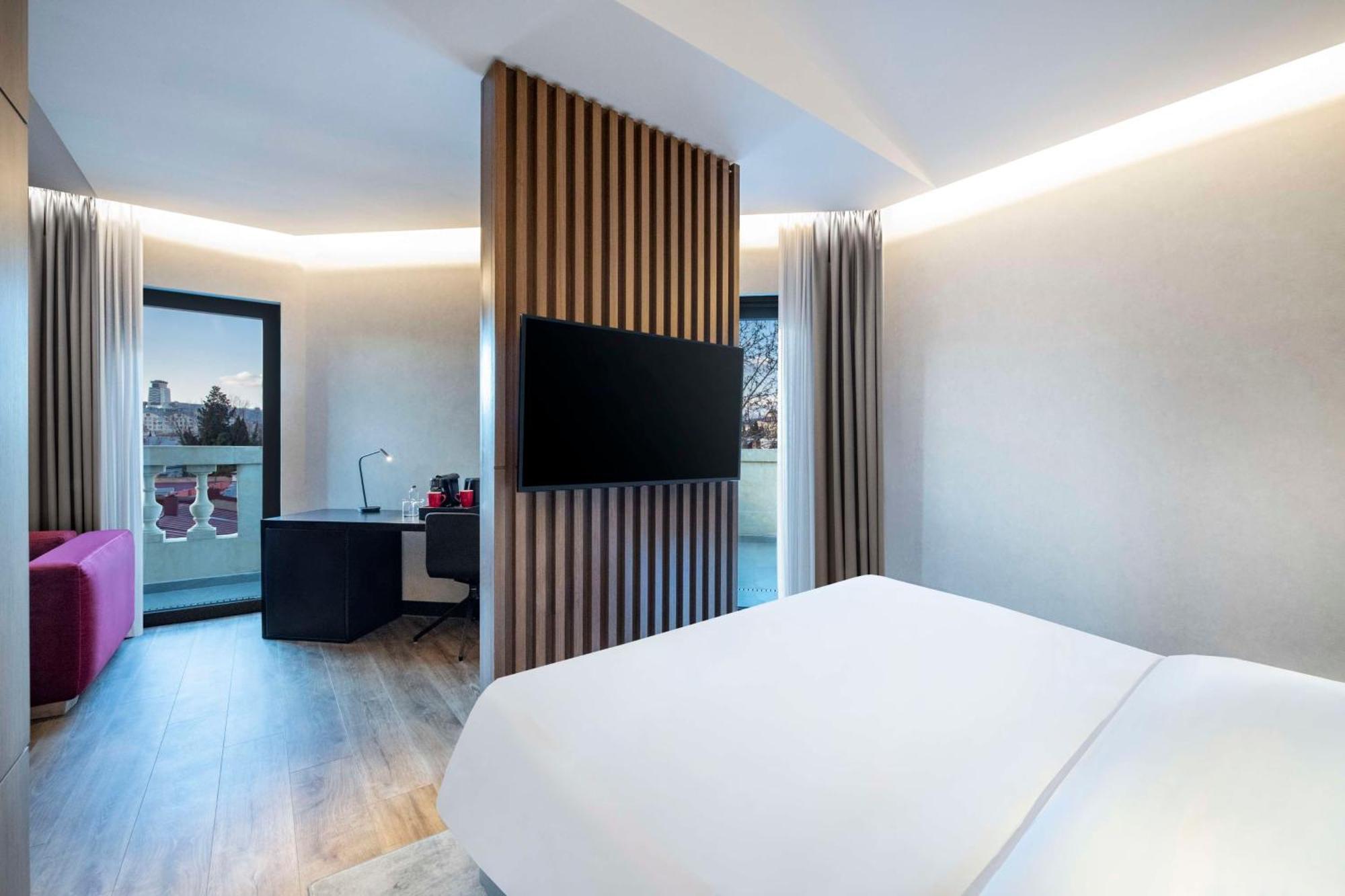 Radisson Red Tbilisi酒店 外观 照片